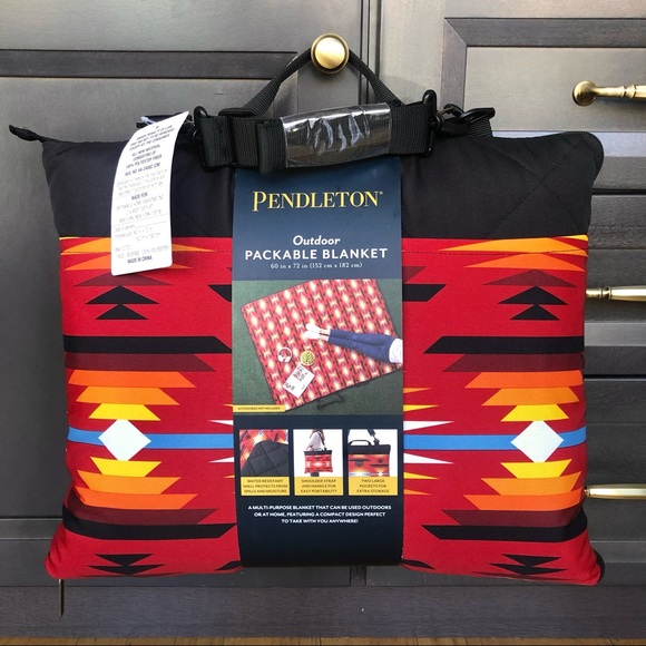Pendleton Other Nwt Pendleton Packable Outdoor Blanket Poshmark